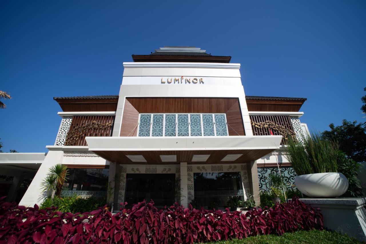 Luminor Hotel Banyuwangi By Wh Exterior foto