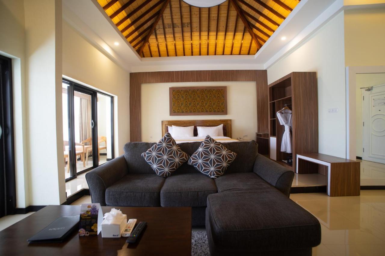 Luminor Hotel Banyuwangi By Wh Exterior foto