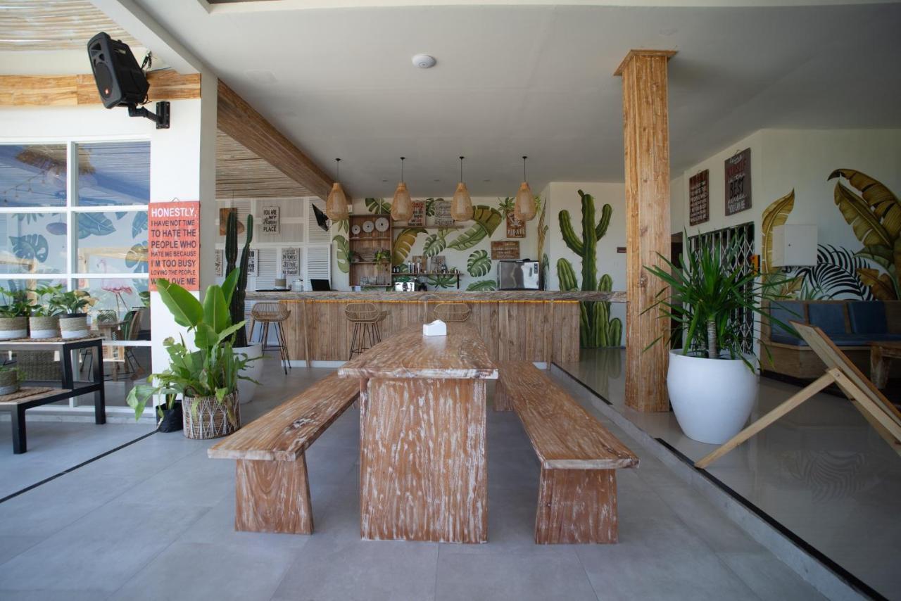 Luminor Hotel Banyuwangi By Wh Exterior foto