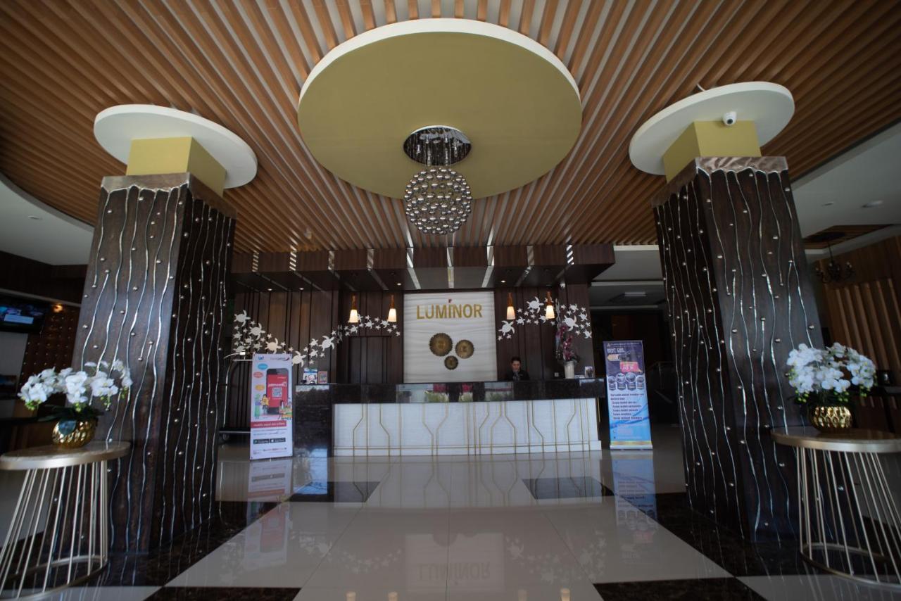 Luminor Hotel Banyuwangi By Wh Exterior foto